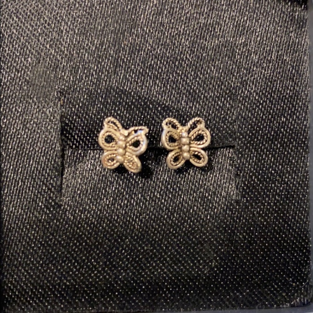 Sterling Silver butterfly earrings🦋